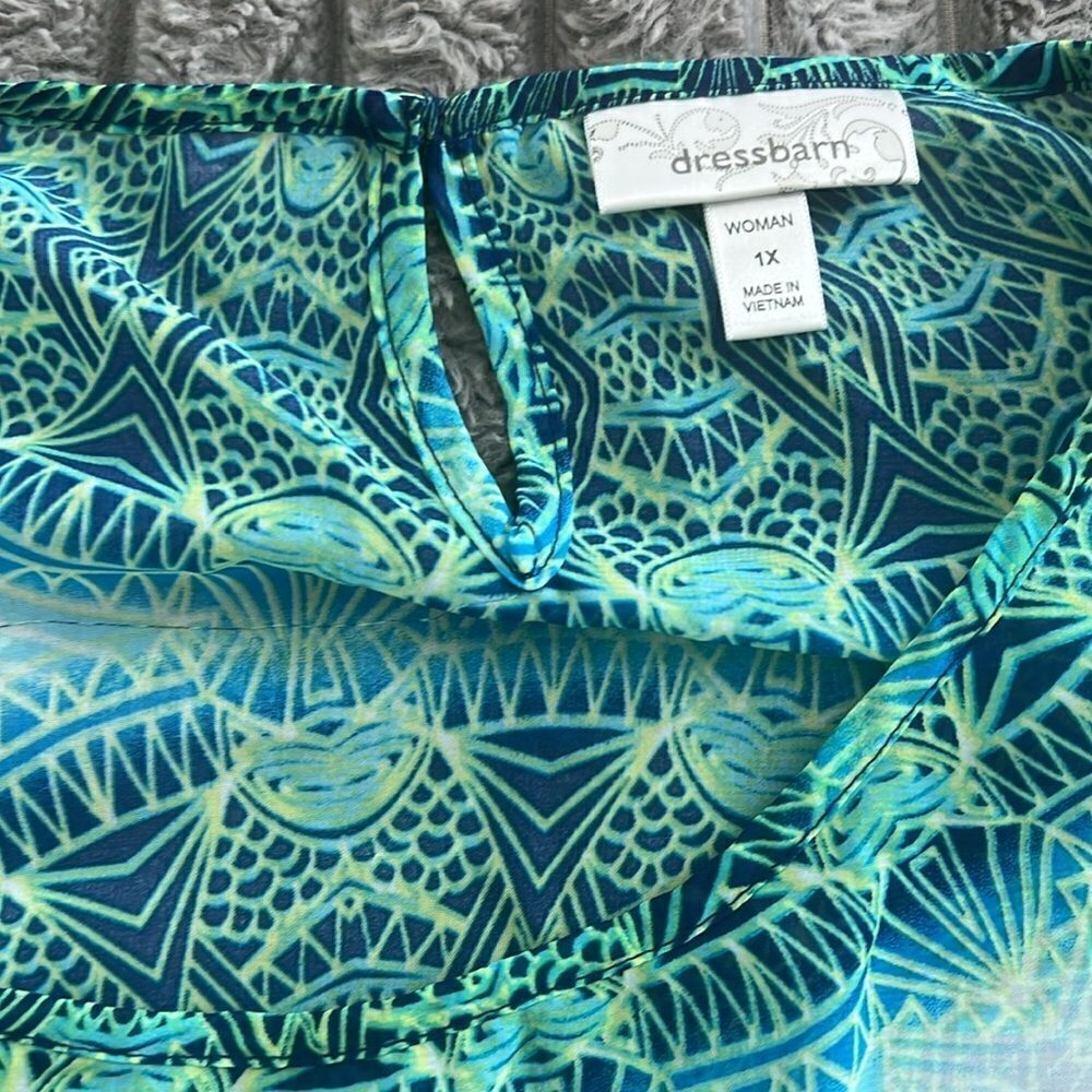 Dress Barn flowy Top - Picture 3 of 5